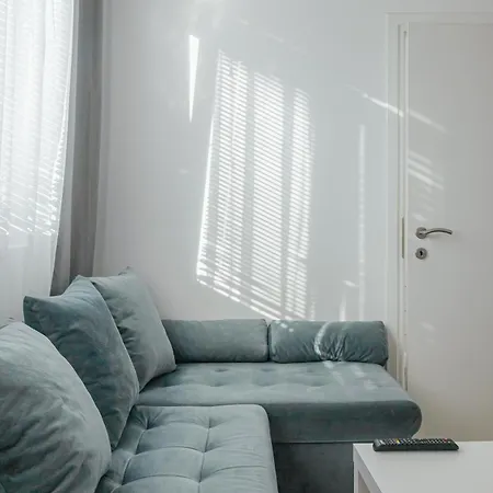 One-bedroom In The Center Of On A Quiet Street 5 Minutes To The * Budva